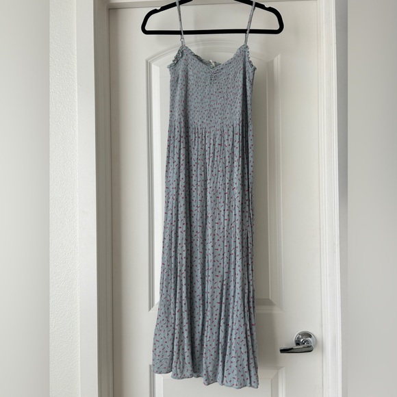 Dresses & Skirts - Blue floral maxi dress with adjustable spaghetti straps